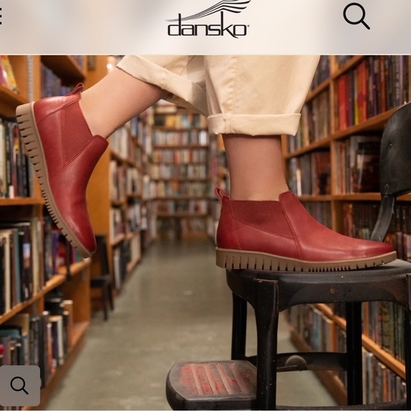 NEW $160 DANSKO Louisa leather slip on comfort low ankle boot women size 37 7 - Picture 2 of 9